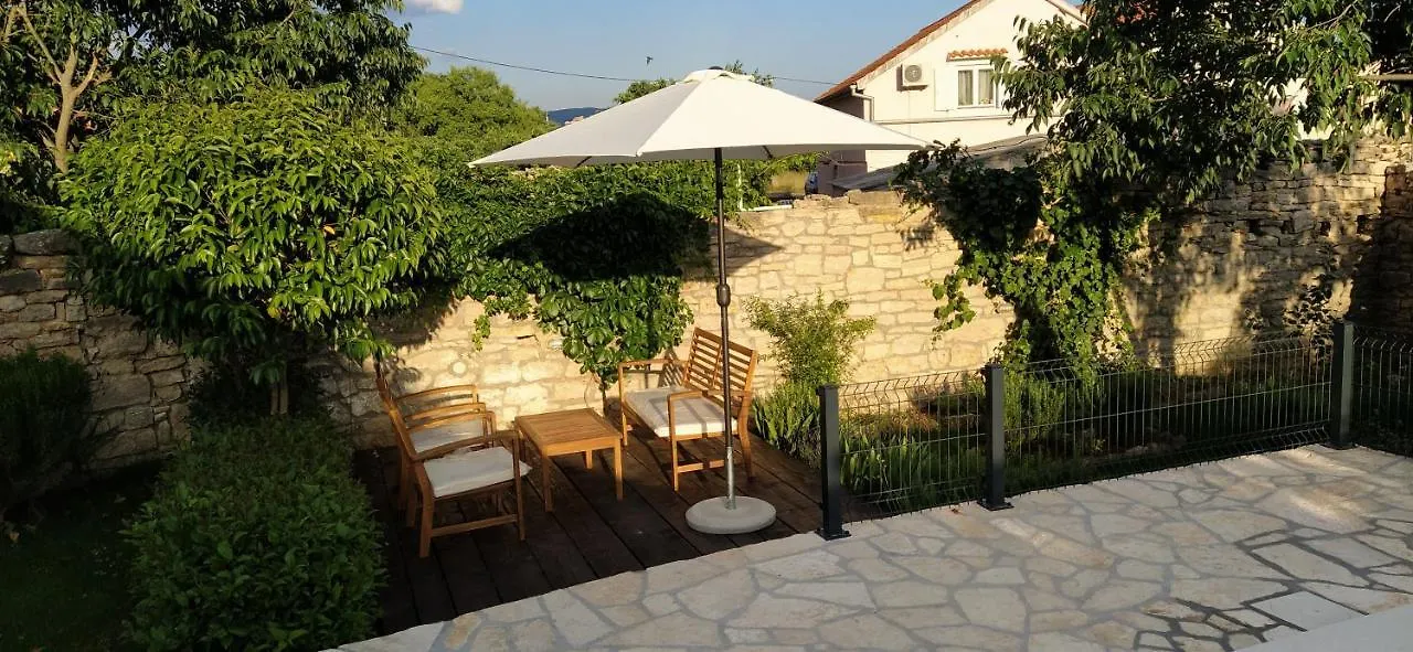Kamena Kuca Rutar Villa Pridraga 0*,  Kroatië